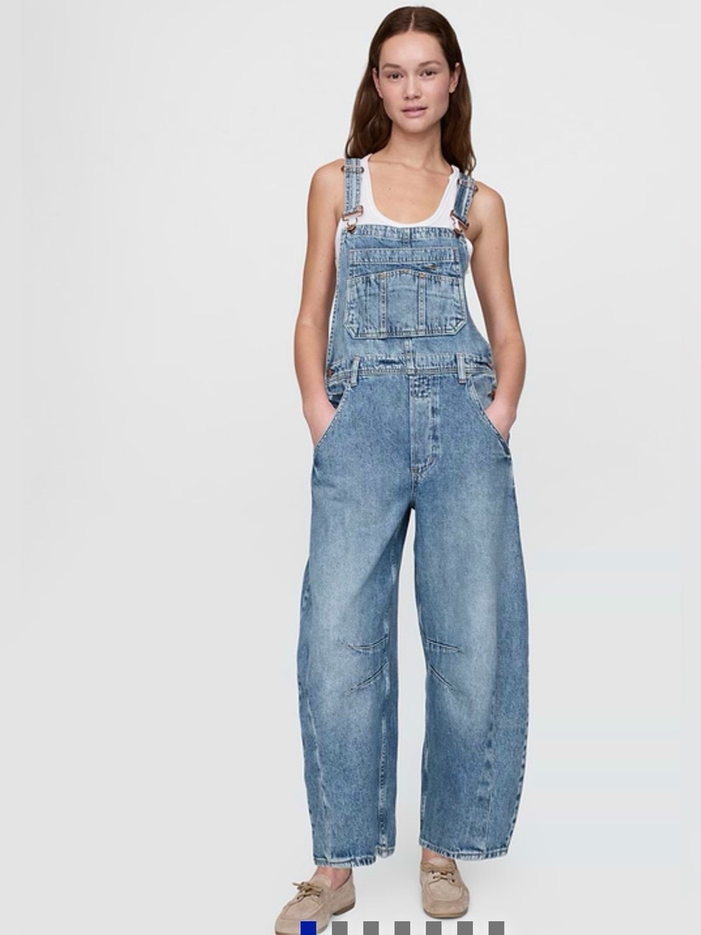 NWOT-GAP Ultrasoft Denim Horseshoe Overalls, Small